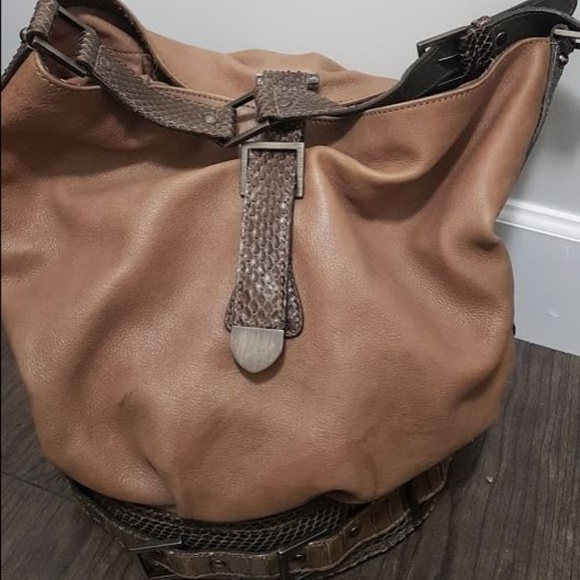 Alexander McQueen  Bucket Belted Tan Leather Bag - Picture 5 of 8